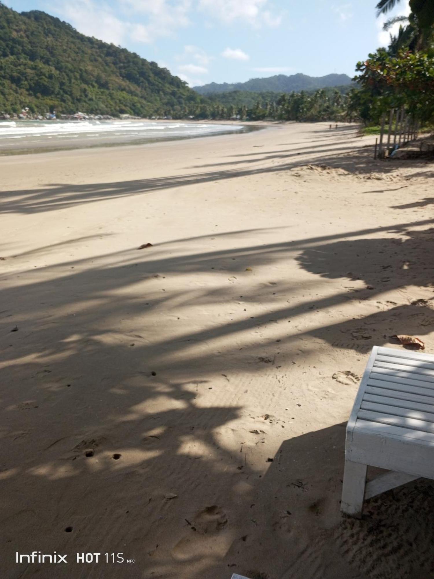 Akoya Beach Park And Cottages Locaroc 外观 照片